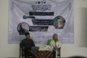 Workshop Kejurnalistikan dengan tema “Mendalami Kepenulisan Jurnal Bahasa Arab”